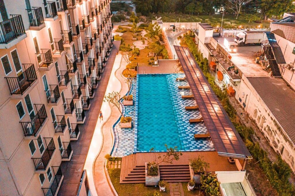Azalea Suites Cikarang By Jayakarta Group Exterior photo