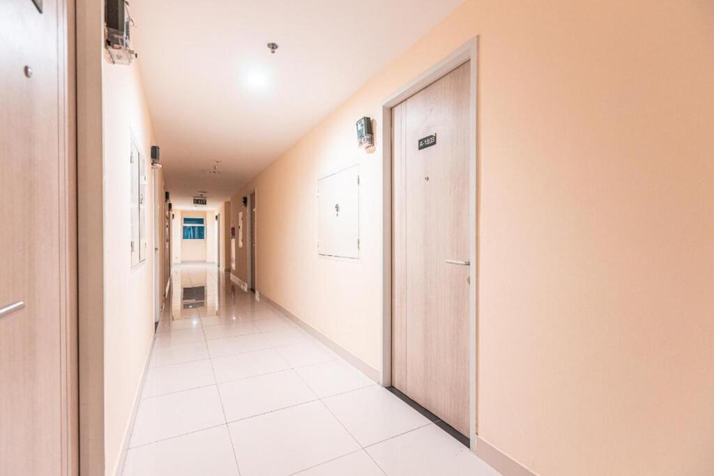 Azalea Suites Cikarang By Jayakarta Group Exterior photo